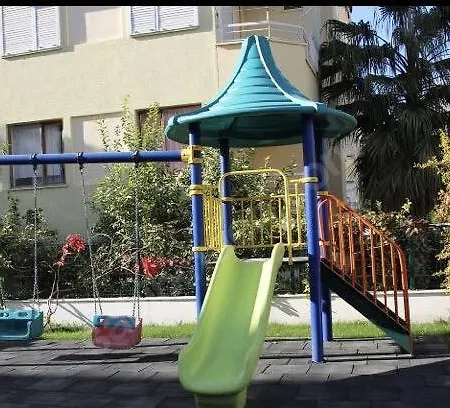 Atakons Deluxe Apartment *